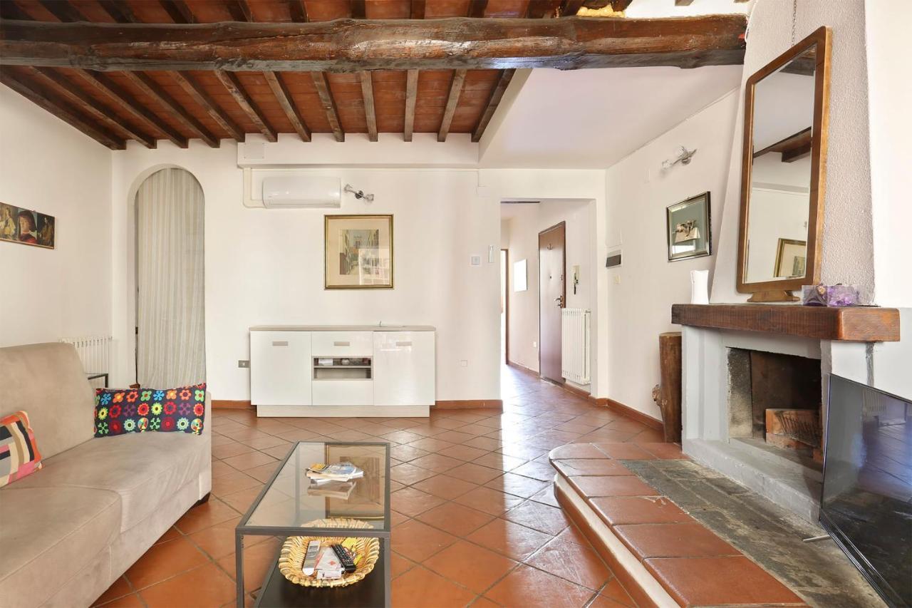 Tornabuoni Apartment- Hosted By Sweetstay Florenz Exterior foto