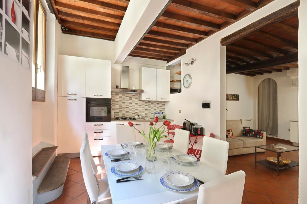 Tornabuoni Apartment- Hosted By Sweetstay Florenz Exterior foto